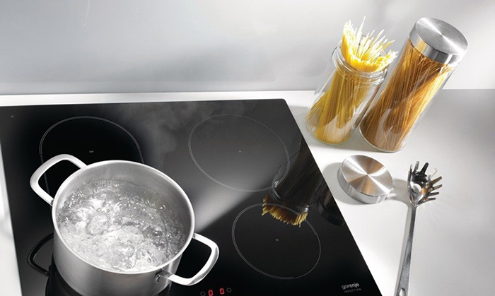 Bếp từ quá nóng có thể do đun nấu ở công suất quá cao