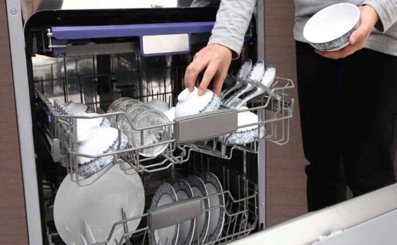 Sử dụng máy rửa chén đúng cách tại nhà, an toàn, hiệu quả