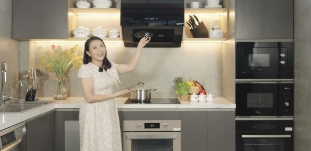 lắp đặt lò vi sóng để dưới bếp từ có được không
