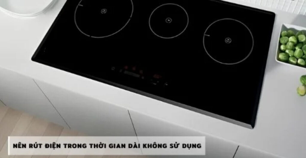bếp từ có nên cắm điện liên tục không?