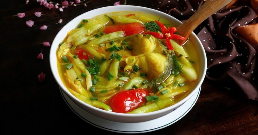 cách làm canh cá nấu dứa dọc mùng