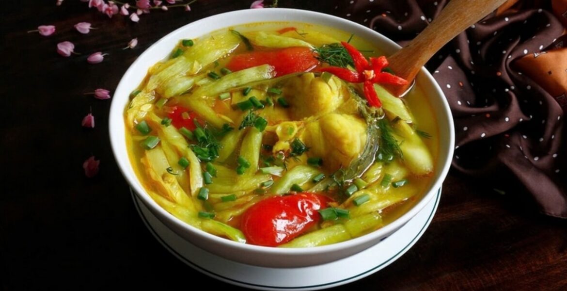 cách làm canh cá nấu dứa dọc mùng
