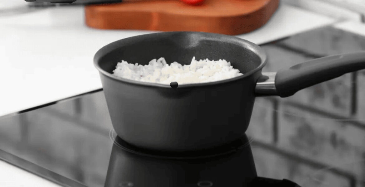 nấu ăn bằng bếp từ có ngon không