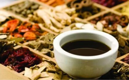 sắc thuốc bằng bếp từ