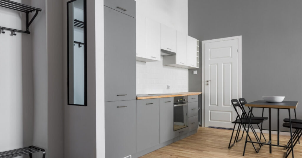 Thiết kế bếp 2m nhỏ gọn cho căn hộ, phòng trọ nhỏ 3 thiết kế bếp 2m