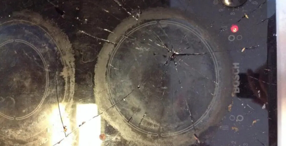 bếp hồng ngoại bị nứt