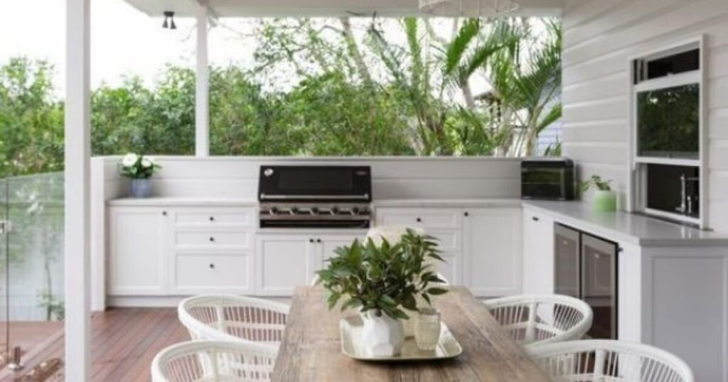 thiết kế bếp ban công