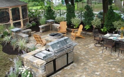 thiết kế bếp sân vườn