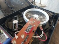 bếp hồng ngoại kêu to