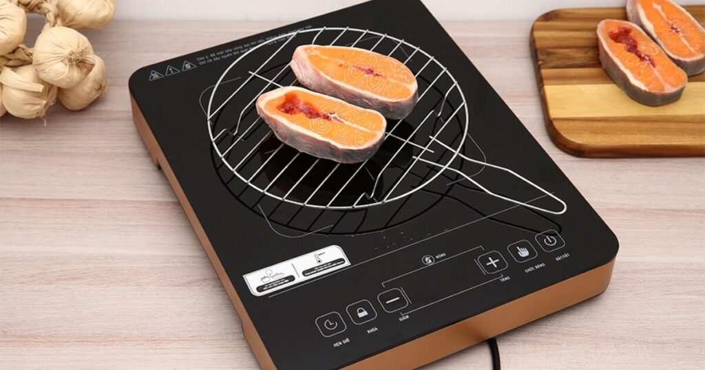 nướng cá bằng bếp hồng ngoại